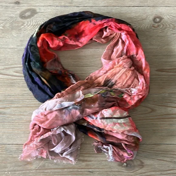 Art to Wear Cashmere Scarf Made in Italy - Picture 1 of 6